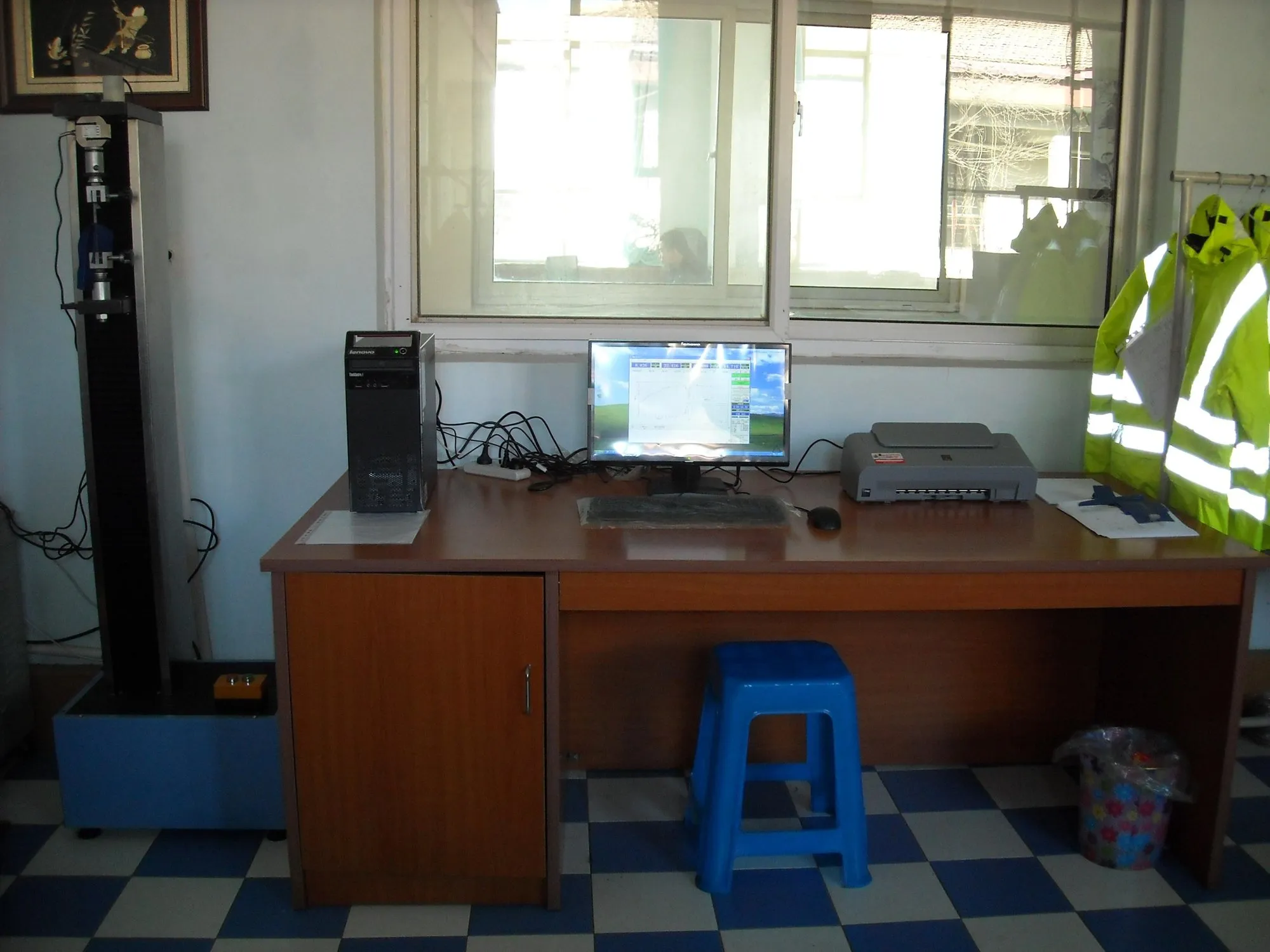 Tensile tester, test room